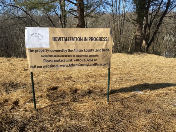 160 170 180 Crihfield Drive, Nelsonville, Ohio