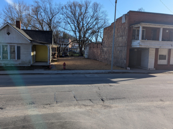 3 Main Street, Glouster, Ohio